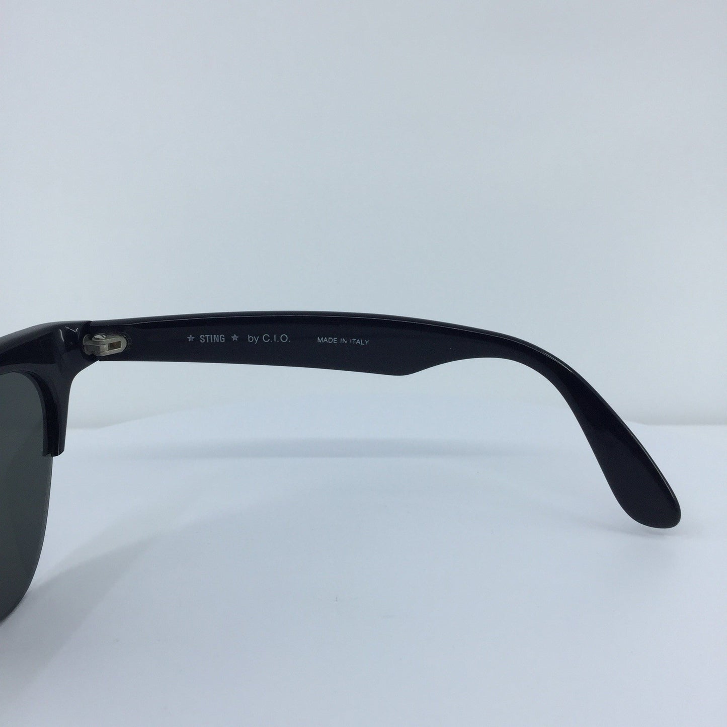 Vintage STING by Colors In Optics STING N. 504 Gold Sunglasses - Super Vision Optical