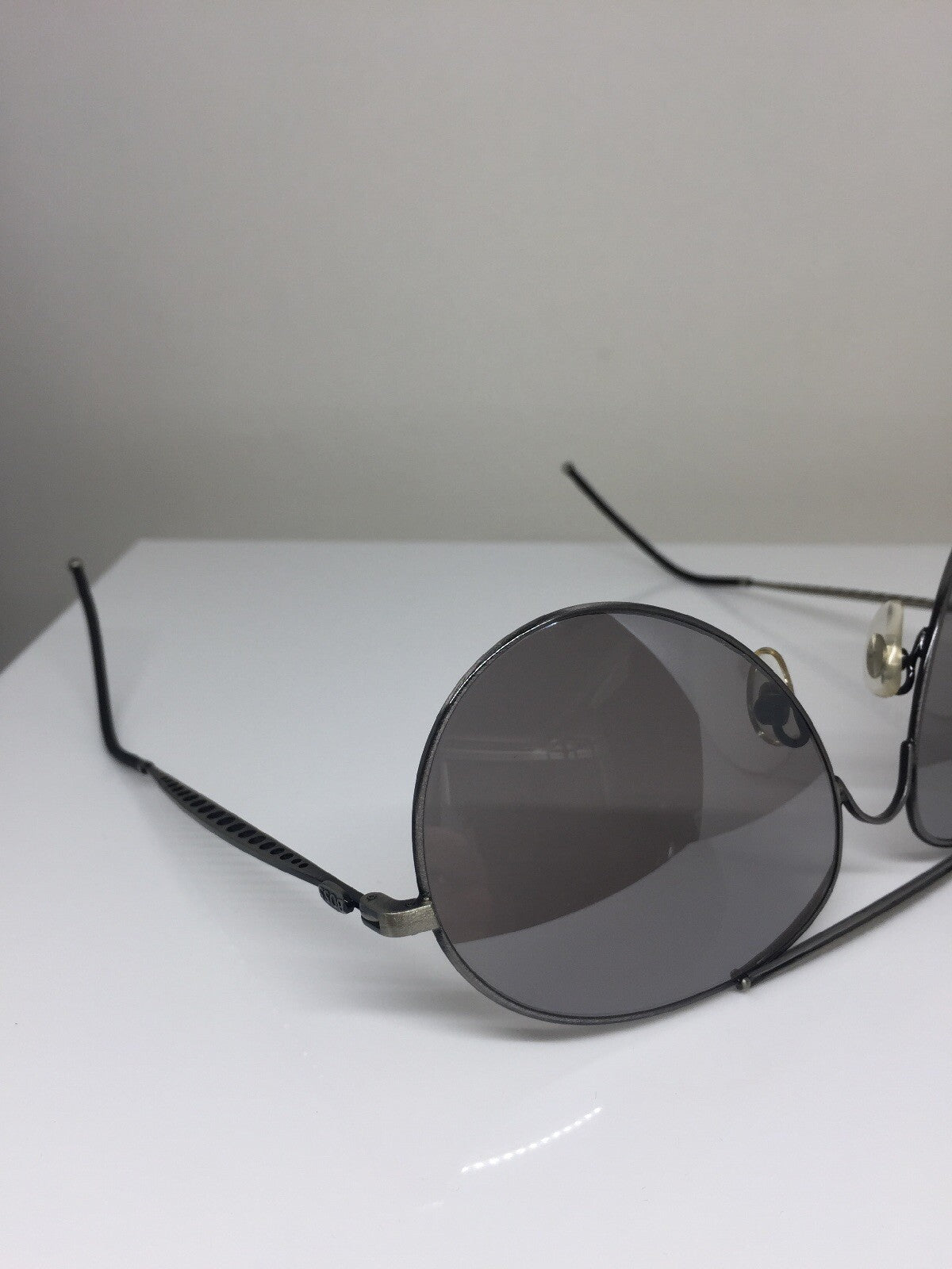 Vintage Hugo Boss 5198 Gunmetal Sunglasses - Super Vision Optical