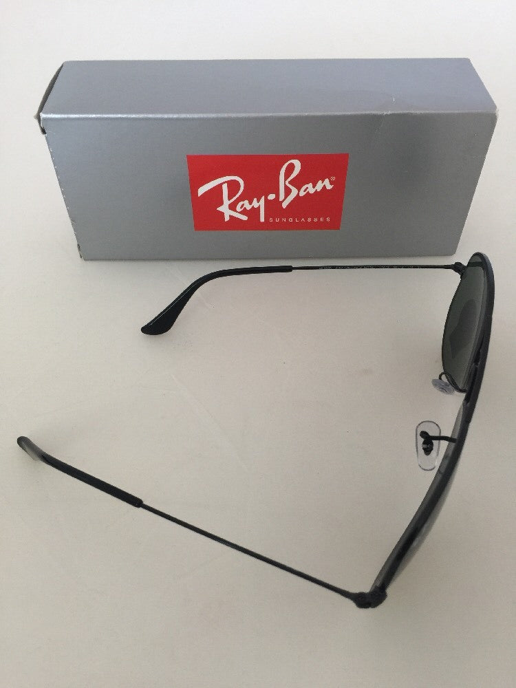 Vintage Ray-Ban RB 3025 Gold Sunglasses - Super Vision Optical