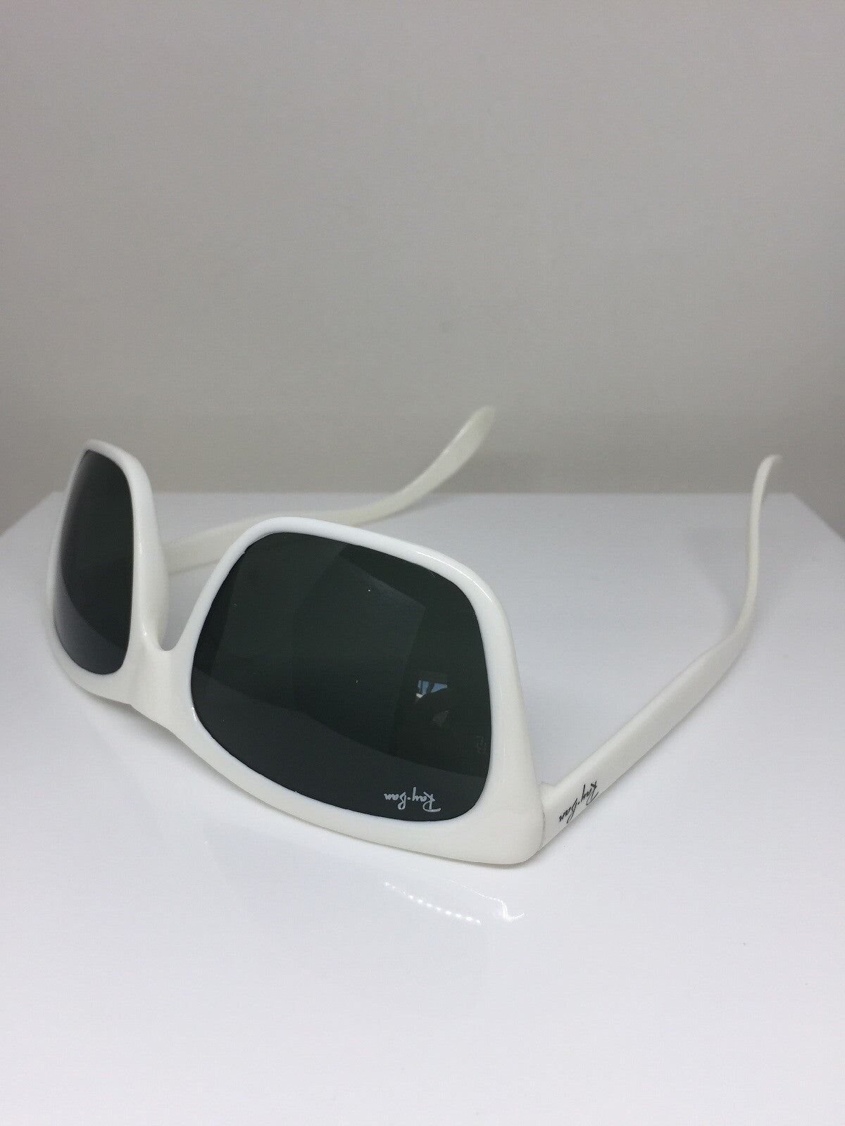 Vintage Ray-Ban CATS 3000 White Sunglasses - Super Vision Optical