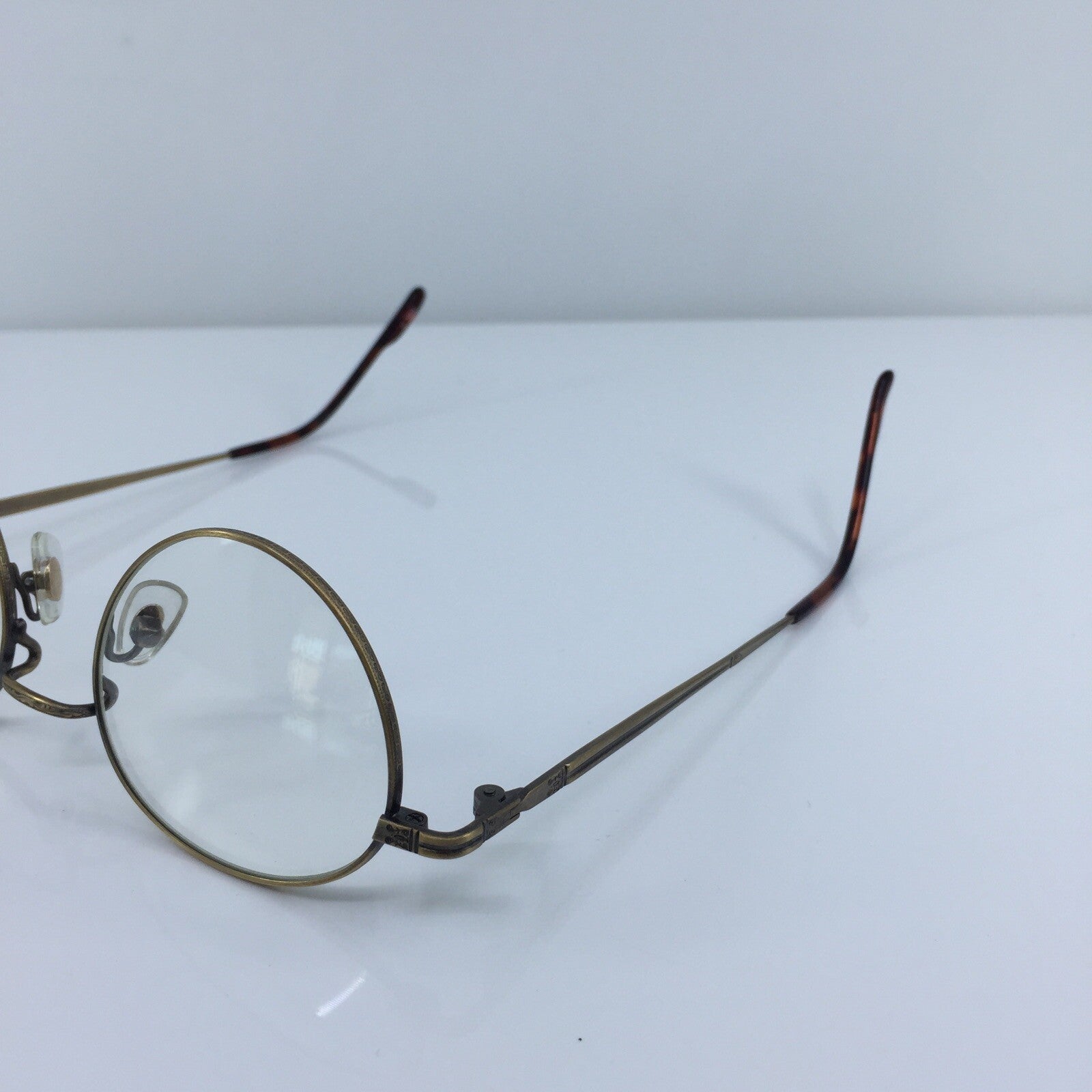 Vintage Koure KR 8150 Gold Eyeglasses - Super Vision Optical
