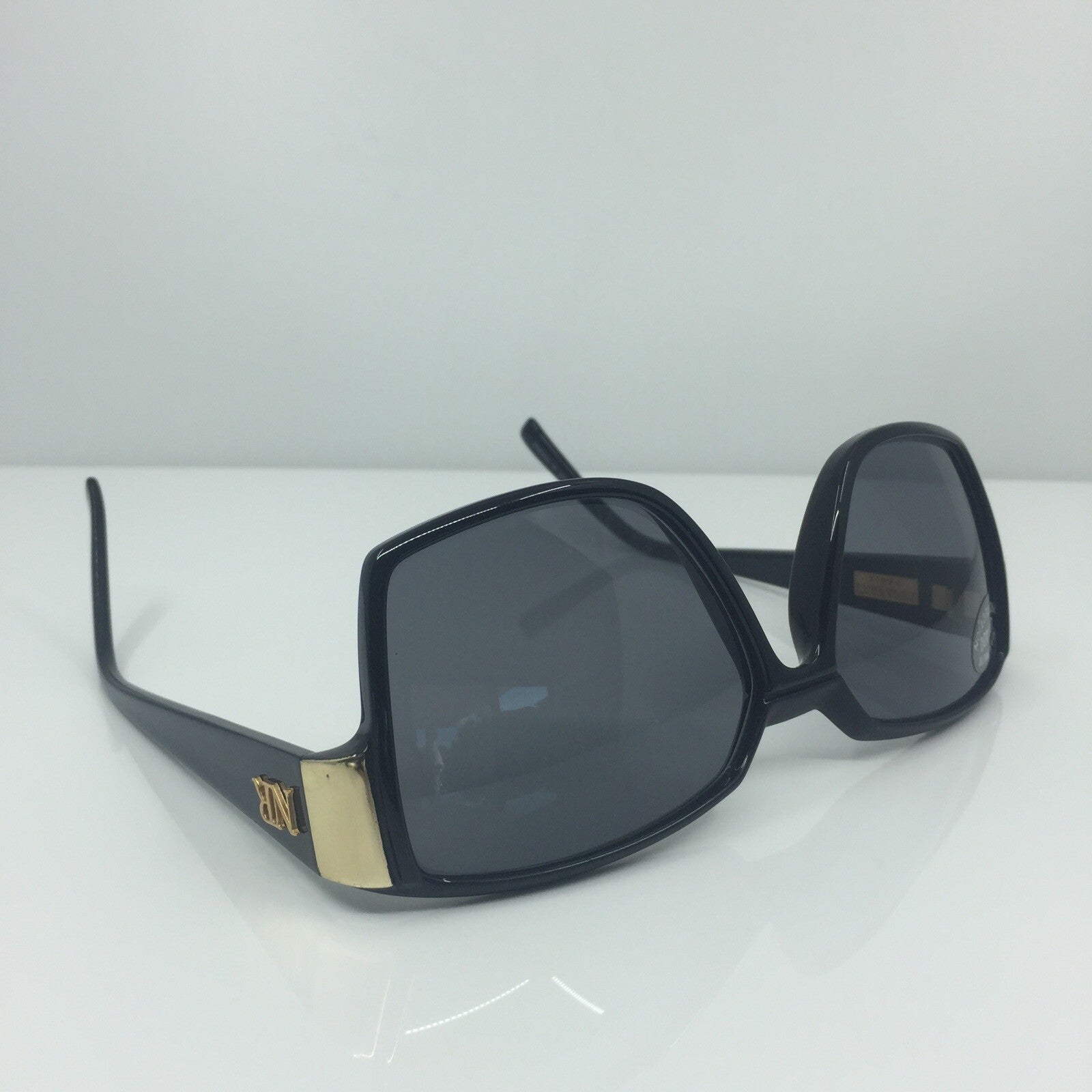 Vintage Nina Ricci NINA RICCI NR 3005 Black Sunglasses - Super Vision Optical