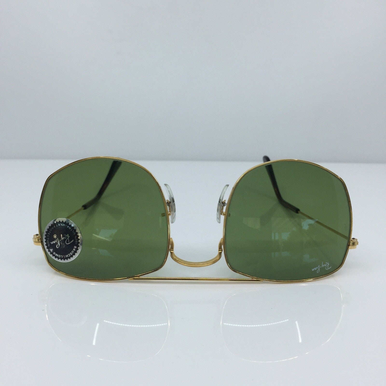 Vintage Ray-Ban Does Not Apply Gold Sunglasses - Super Vision Optical