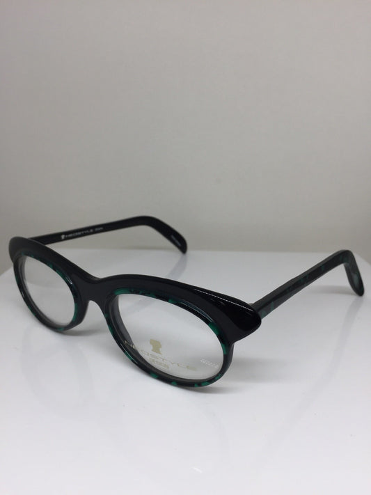 Vintage Neostyle Haute Couture Forum 507-012 Black Eyeglasses - Super Vision Optical