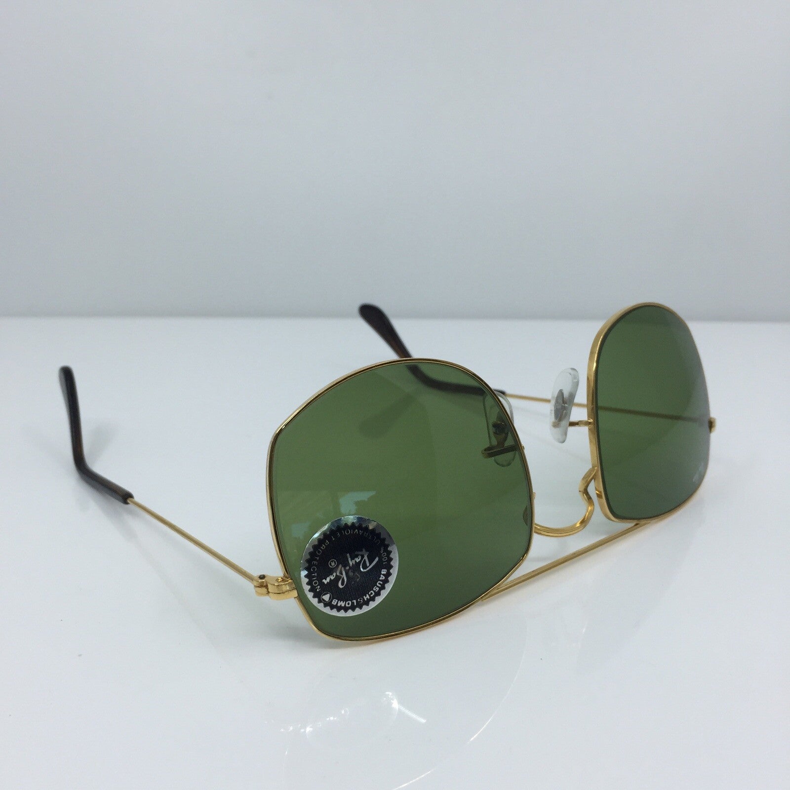 Vintage Ray-Ban Does Not Apply Gold Sunglasses - Super Vision Optical