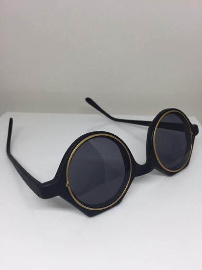 Vintage Ellen Tracy D12-98-4 Gold Sunglasses - Super Vision Optical