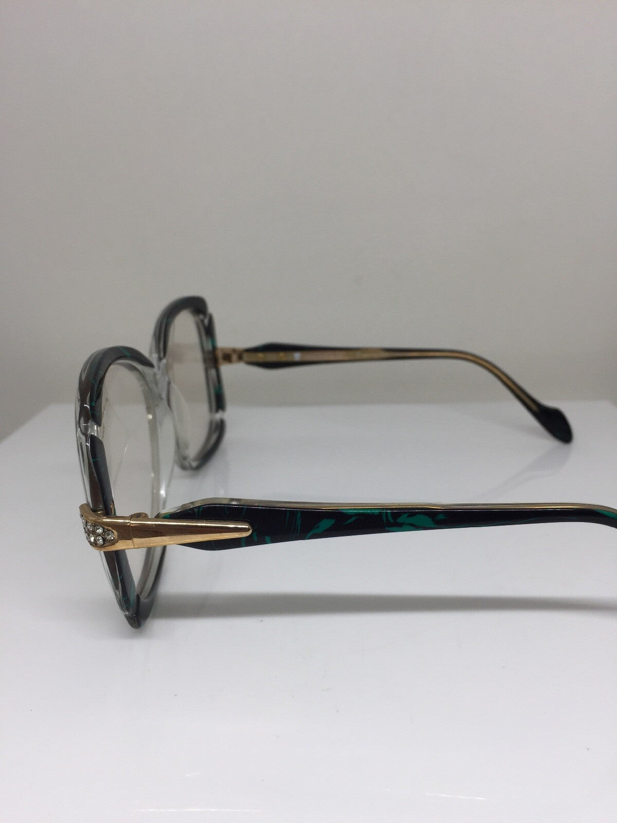 Vintage Neostyle HAUTE COUTURE BEAUTY 53/484 Gold Sunglasses - Super Vision Optical