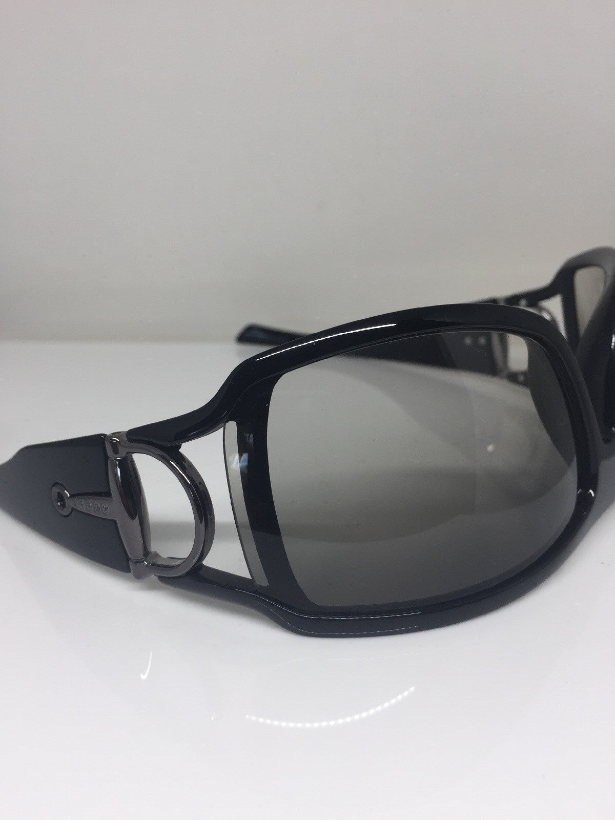 Vintage Gucci GG 2919/S Gunmetal Sunglasses - Super Vision Optical