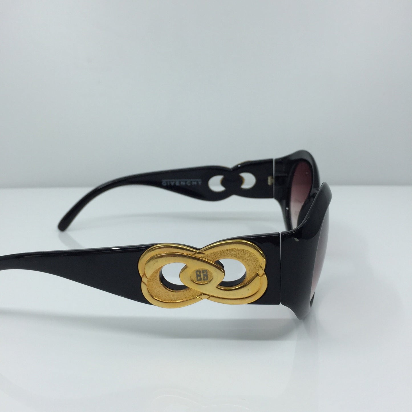 Vintage Givenchy MOD. 2015 Gold Sunglasses - Super Vision Optical