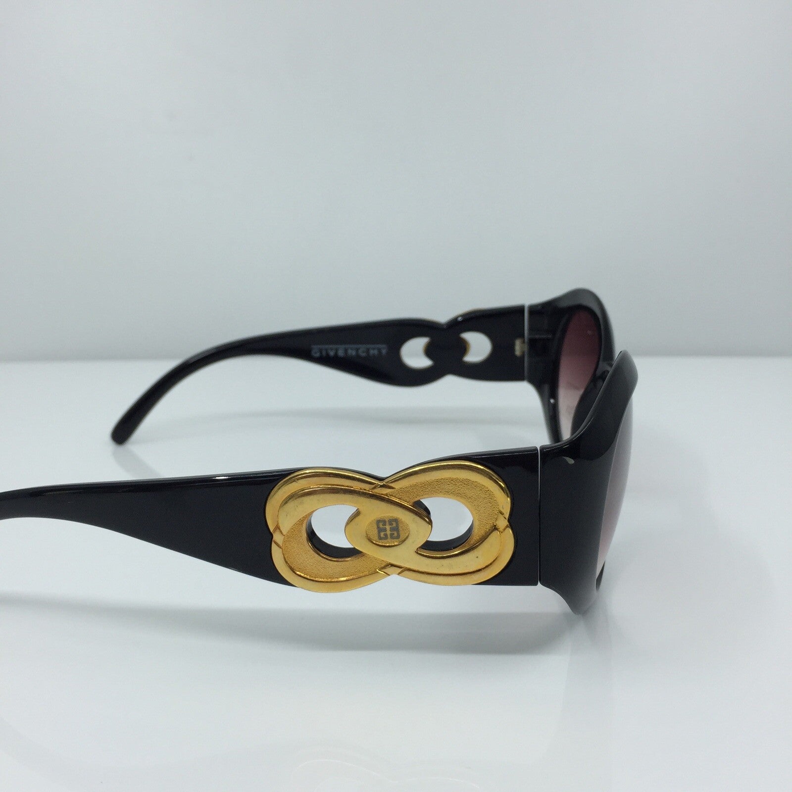 Vintage Givenchy MOD. 2015 Gold Sunglasses - Super Vision Optical