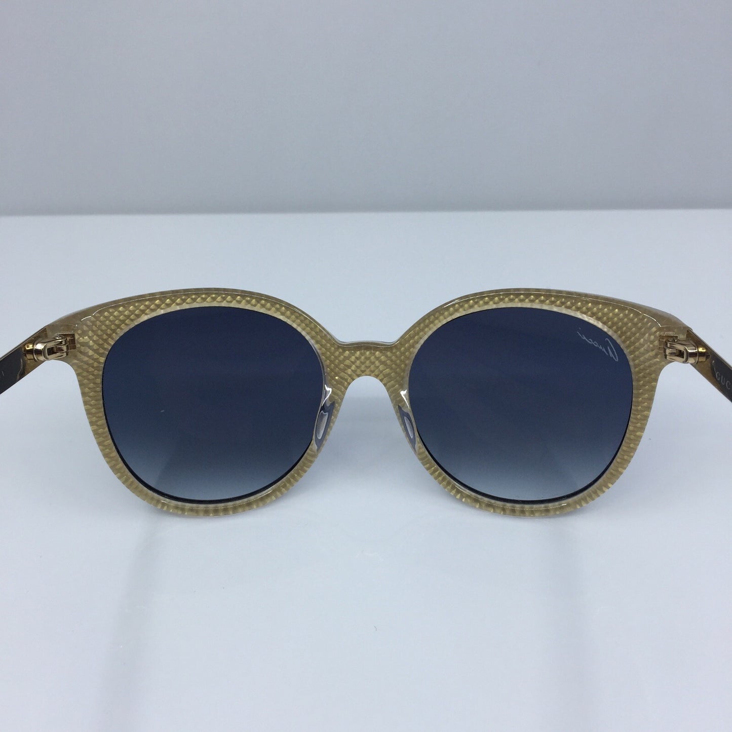 Vintage Gucci GG 3674/S Gold Sunglasses - Super Vision Optical