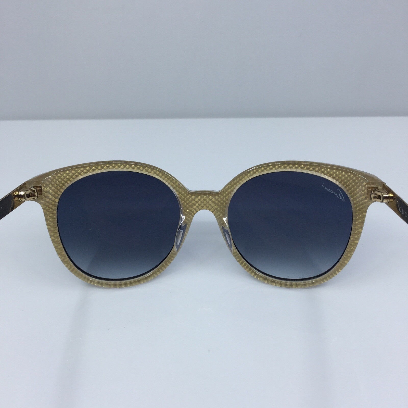 Vintage Gucci GG 3674/S Gold Sunglasses - Super Vision Optical