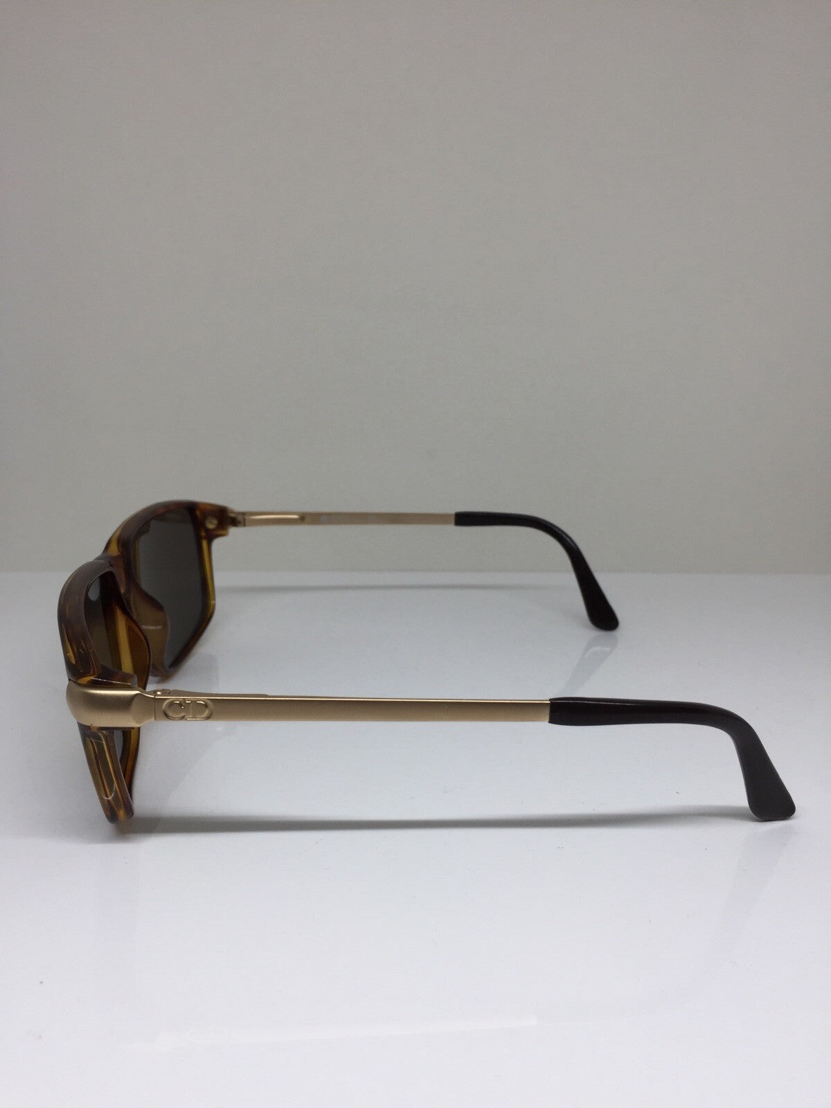 Vintage Christian Dior CD 2900 Gold Sunglasses - Super Vision Optical
