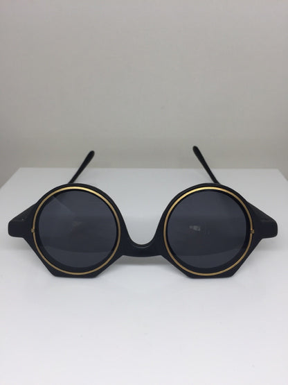 Vintage Ellen Tracy D12-98-4 Gold Sunglasses - Super Vision Optical
