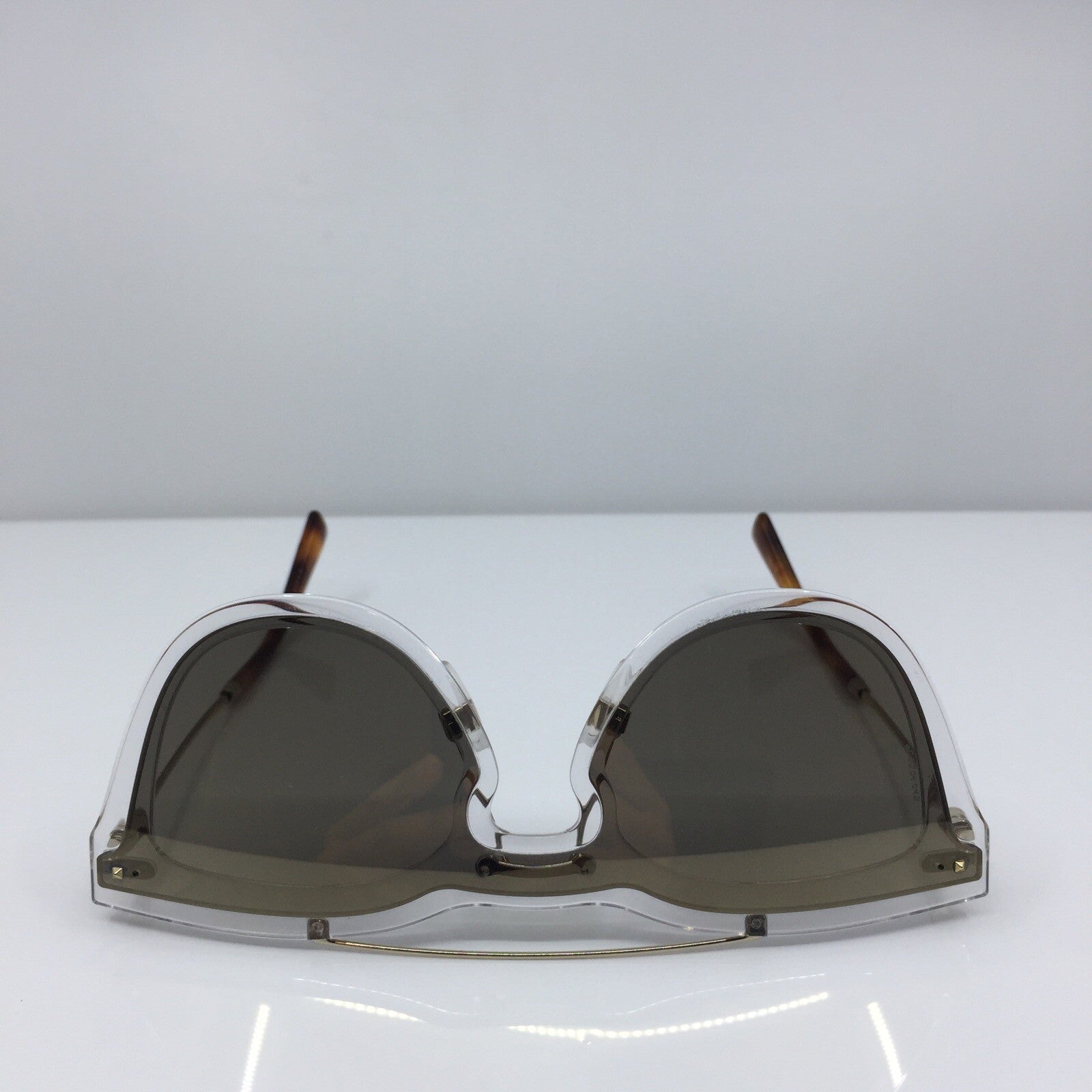 Vintage Valentino VALENTINO VA 4008 Gold Sunglasses - Super Vision Optical