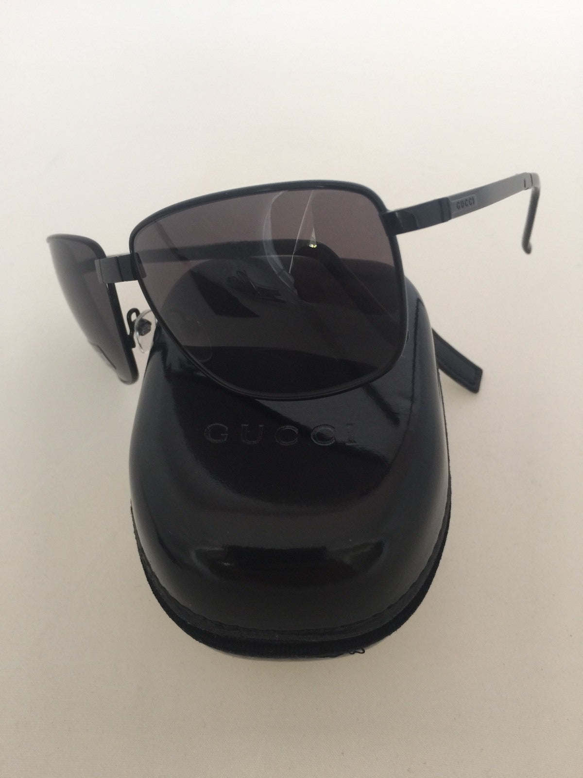 Vintage Gucci GG 1689/S Gold Sunglasses - Super Vision Optical