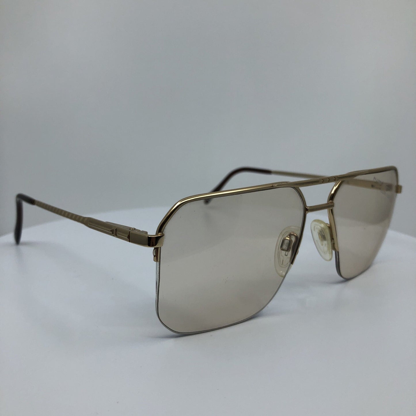 Vintage Neostyle Academic 370/953 Gold Sunglasses - Super Vision Optical