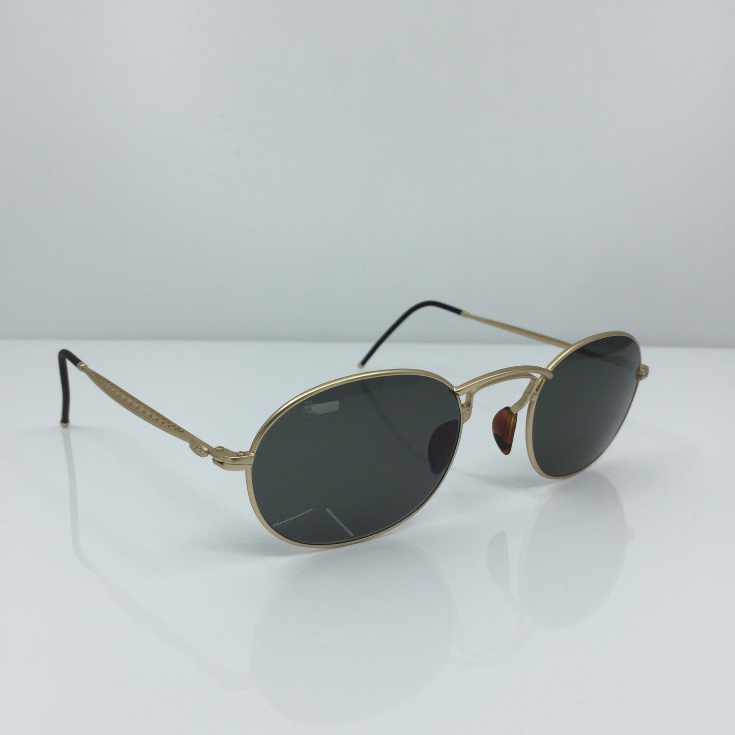 Vintage Hugo Boss 5197 Gold Sunglasses - Super Vision Optical