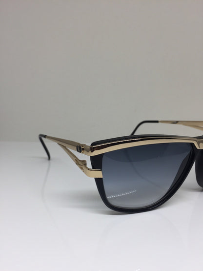 Vintage Valentino VALENTINO V565 Gold Sunglasses - Super Vision Optical