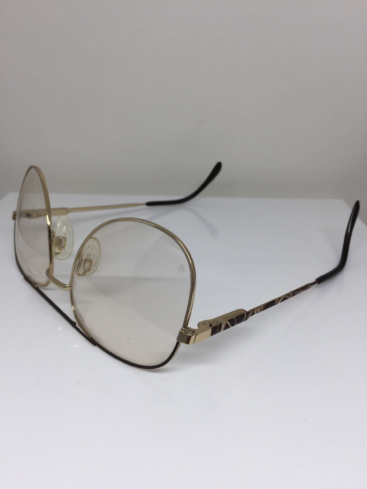 Vintage Neostyle OFFICE 8/929 Gold Sunglasses - Super Vision Optical