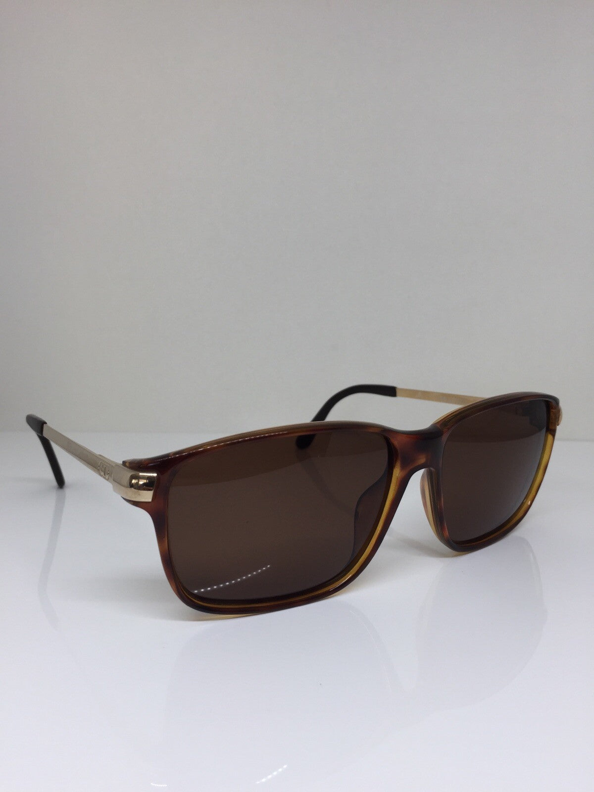 Vintage Christian Dior CD 2902 Gold Sunglasses - Super Vision Optical