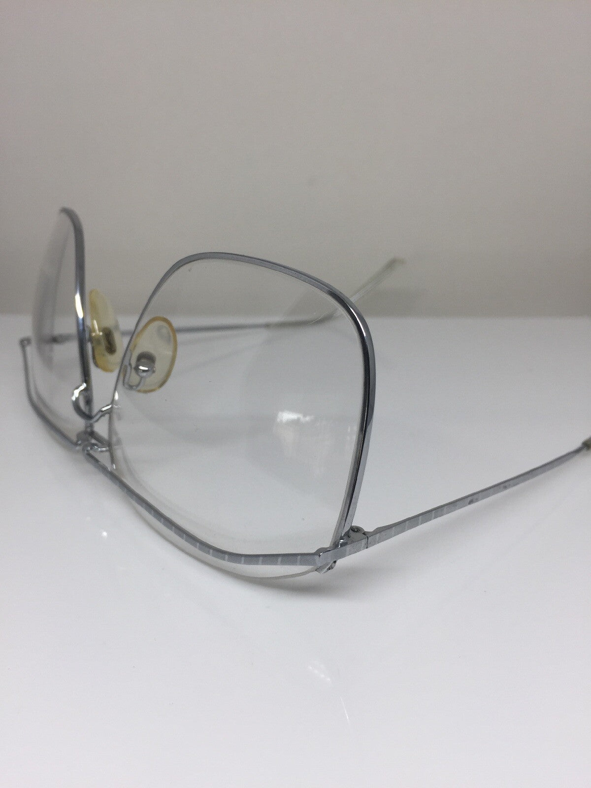 Vintage Saint Laurent YSL 383 Silver Sunglasses - Super Vision Optical