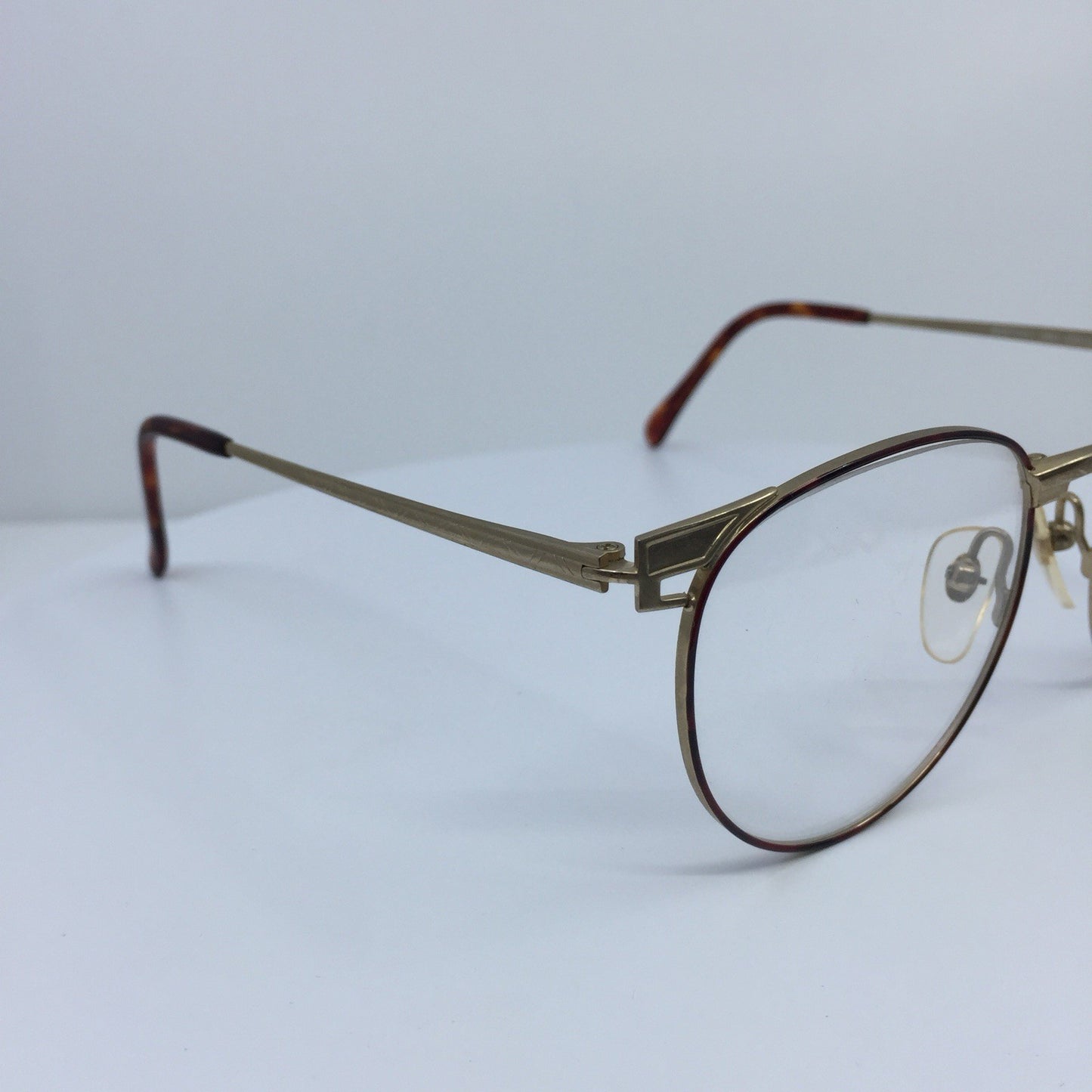 Vintage Beau Monde Collection BENTLEY Tortoise Eyeglasses - Super Vision Optical