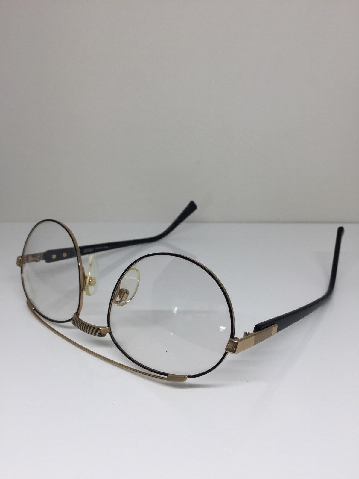 Vintage Silhouette 7110 Gold Sunglasses - Super Vision Optical