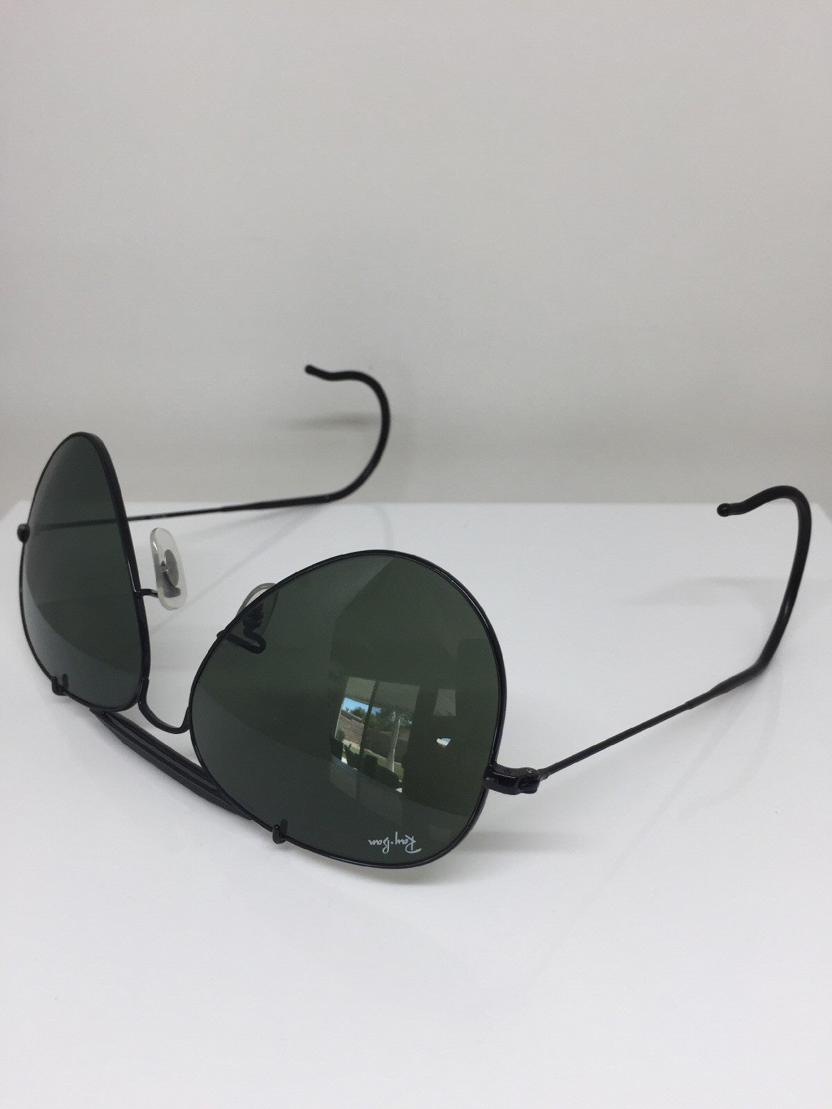 Vintage Ray-Ban RB3030 L9500 58-14 Gold Sunglasses - Super Vision Optical