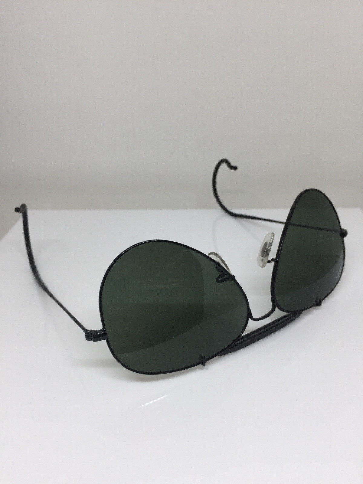 Vintage Ray-Ban RB3030 L9500 58-14 Gold Sunglasses - Super Vision Optical