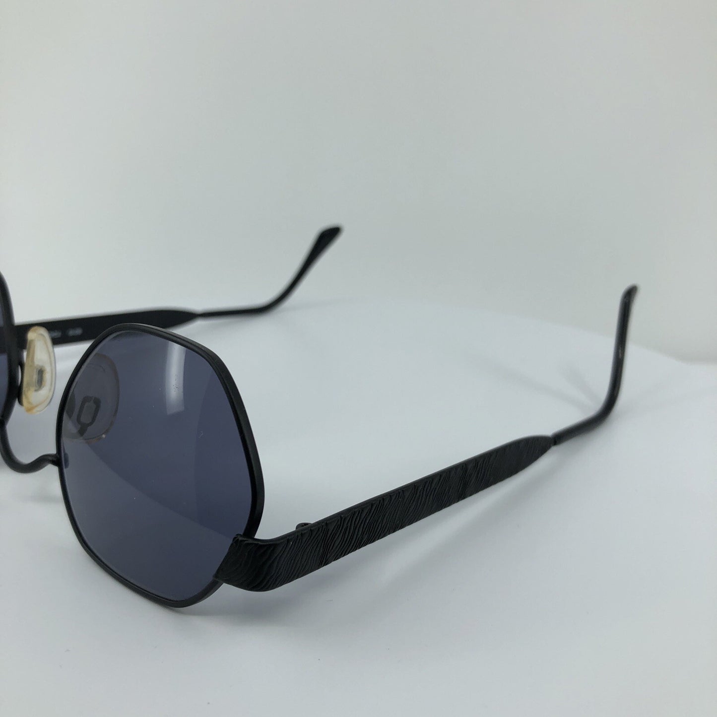 Vintage Saint Laurent YSL 6019 Gold Sunglasses - Super Vision Optical
