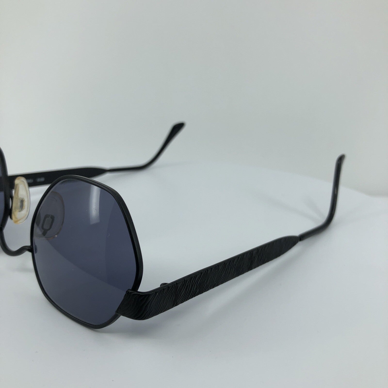 Vintage Saint Laurent YSL 6019 Gold Sunglasses - Super Vision Optical