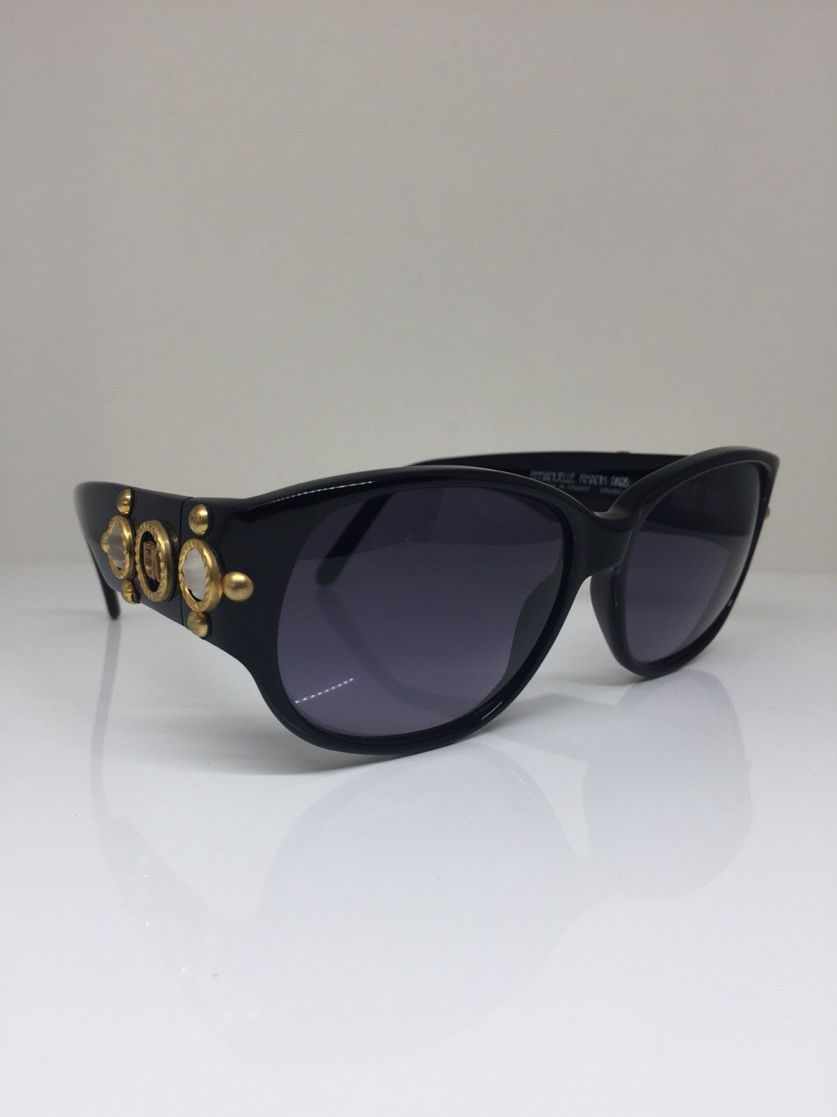 Vintage Emmanuelle Khanh EMMANUELLE KHANH PARIS EK 2021 Gold Sunglasses - Super Vision Optical