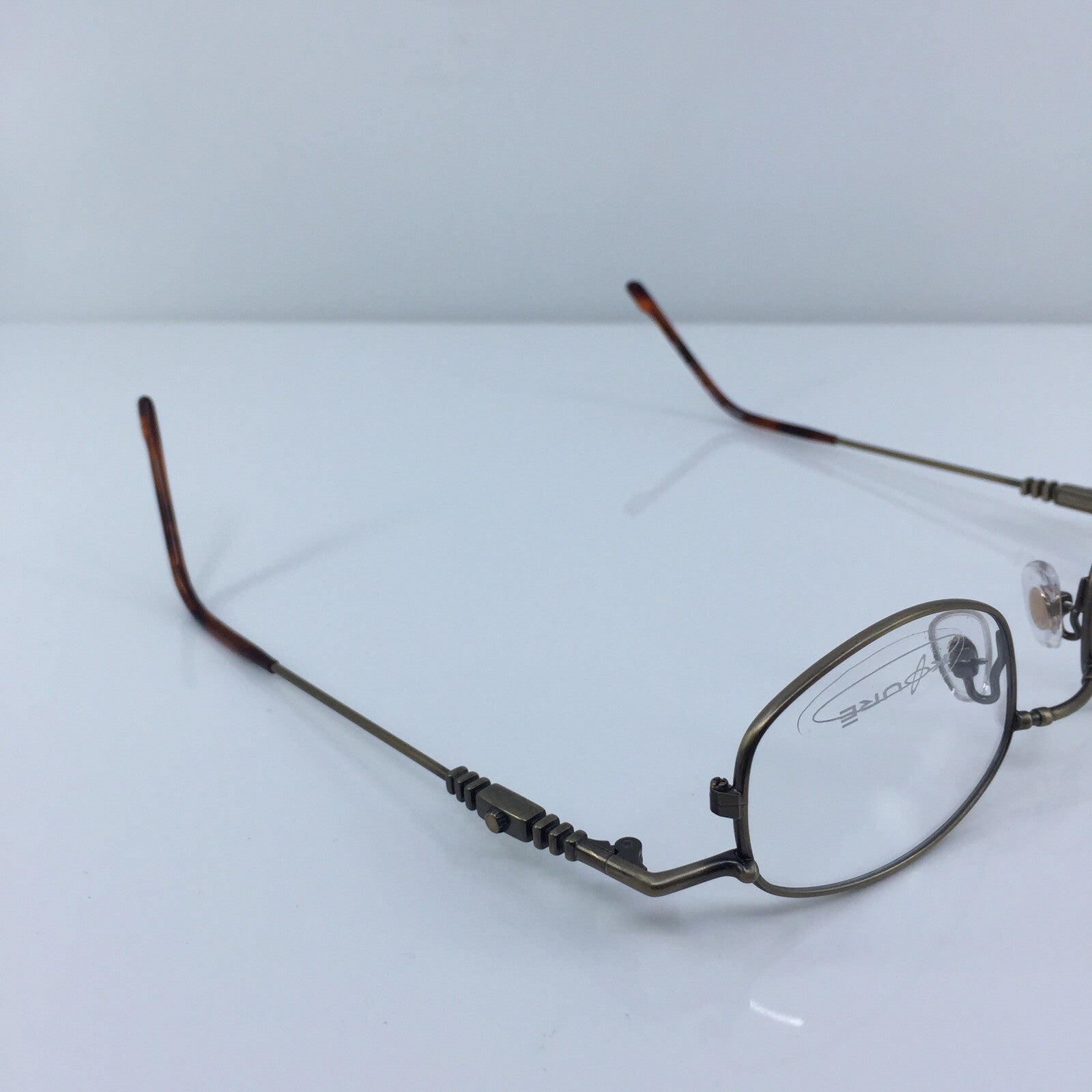 Vintage Koure KR 8180 Gold Eyeglasses - Super Vision Optical
