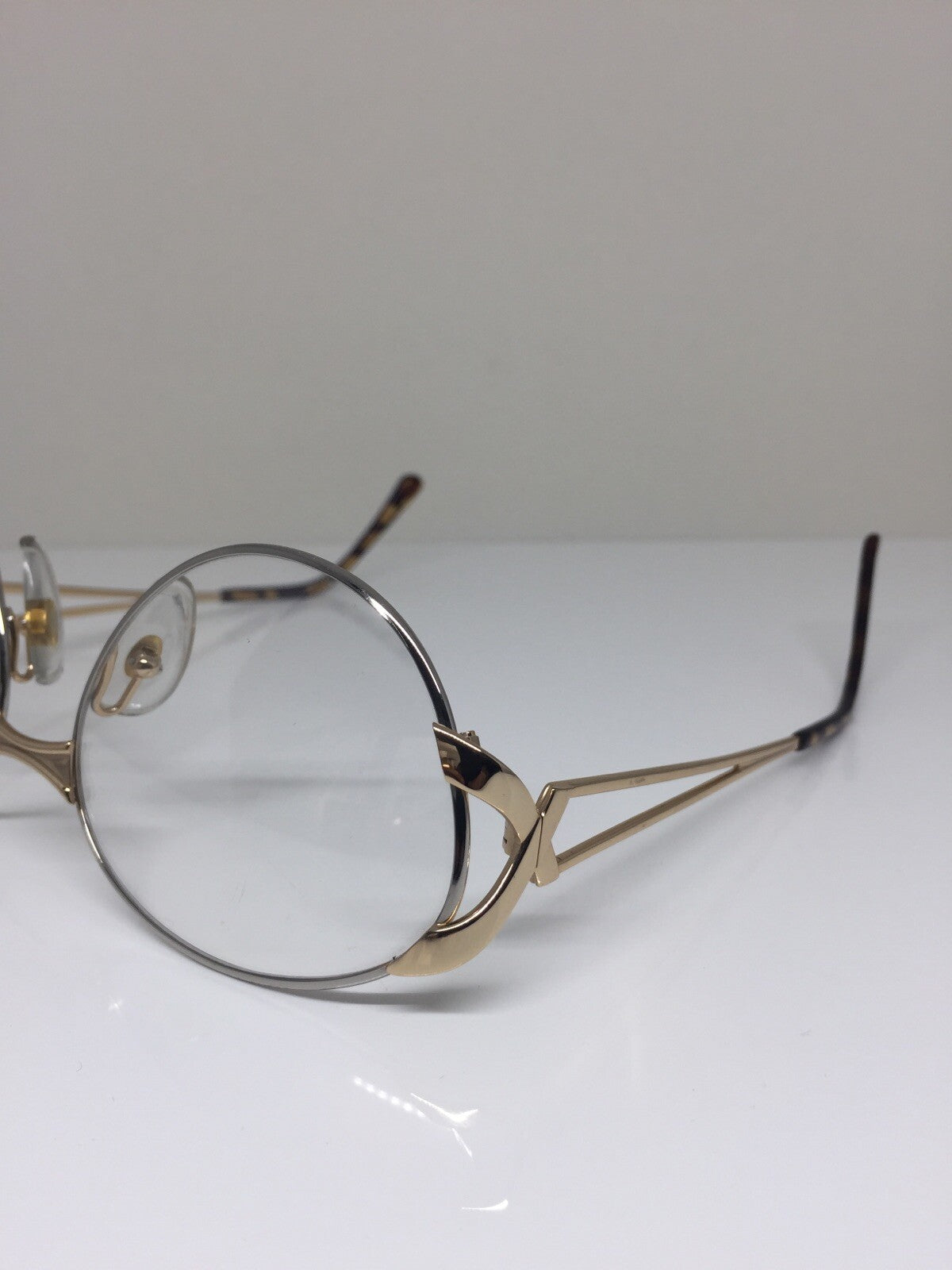 Vintage Paloma Picasso PALOMA PICASSO 3825 Gold Sunglasses - Super Vision Optical