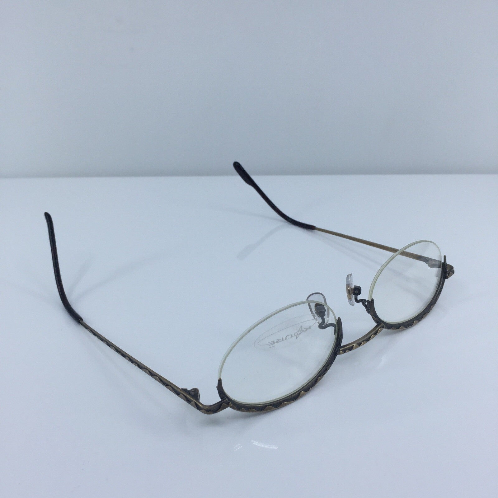 Vintage Koure KR 8115 Gold Eyeglasses - Super Vision Optical