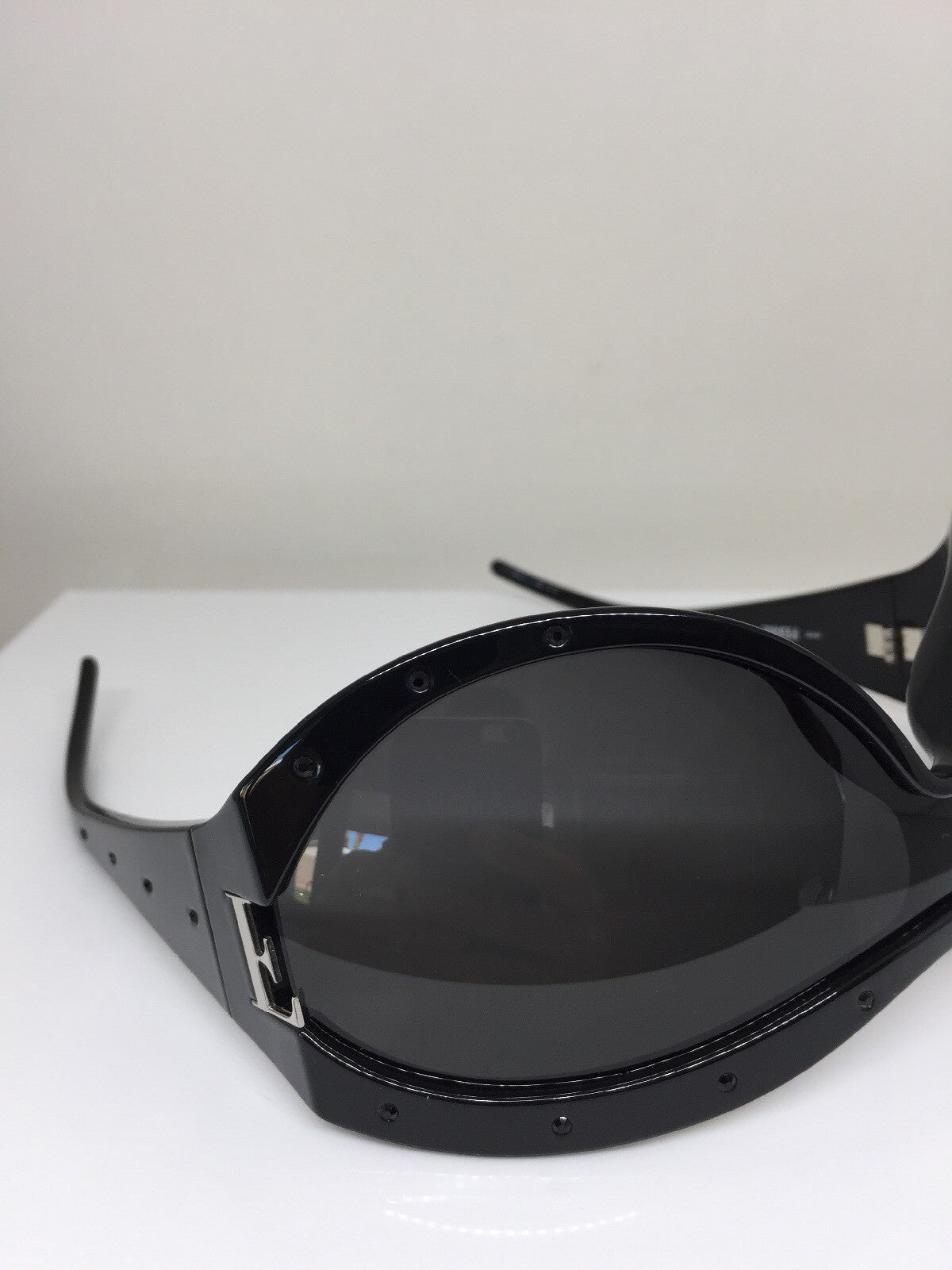 Vintage Gianfranco Ferre GFF 80202 Black Sunglasses - Super Vision Optical