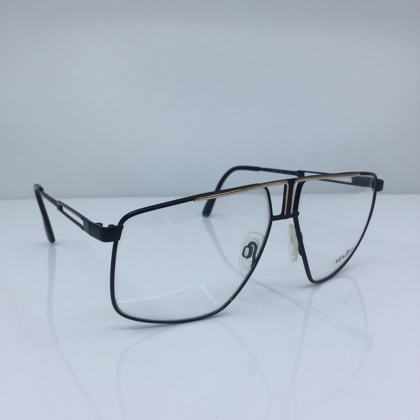 Vintage Ventura 7000 Gold Sunglasses - Super Vision Optical