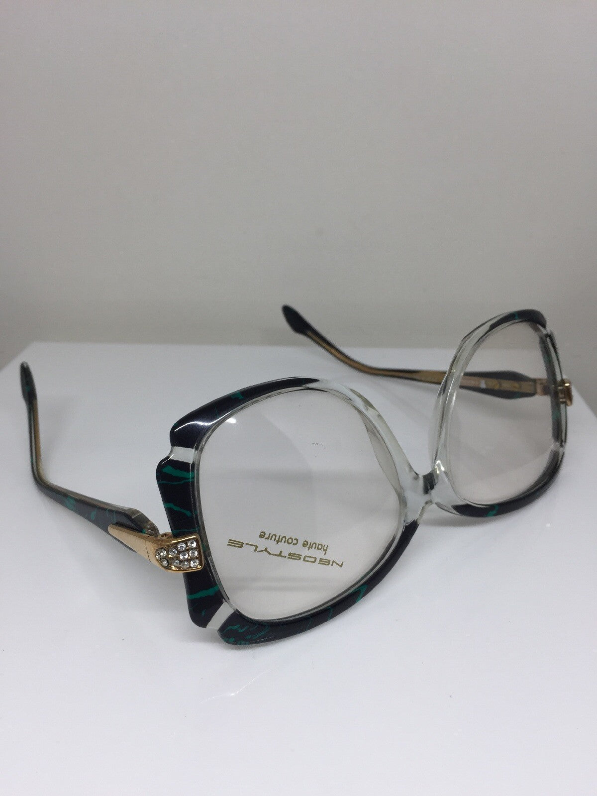 Vintage Neostyle HAUTE COUTURE BEAUTY 53/484 Gold Sunglasses - Super Vision Optical
