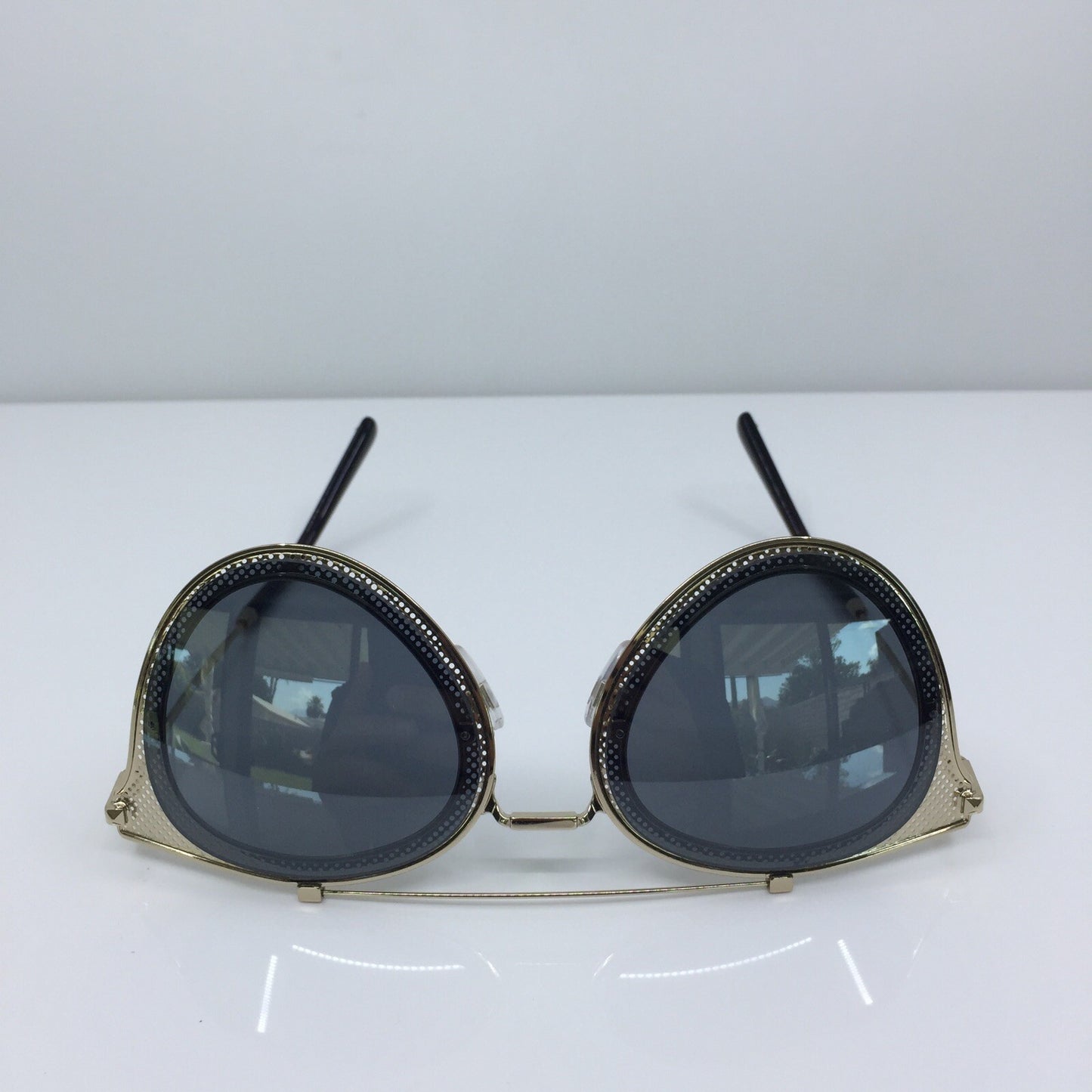 Vintage Valentino VALENTINO VA 2019 Gold Sunglasses - Super Vision Optical