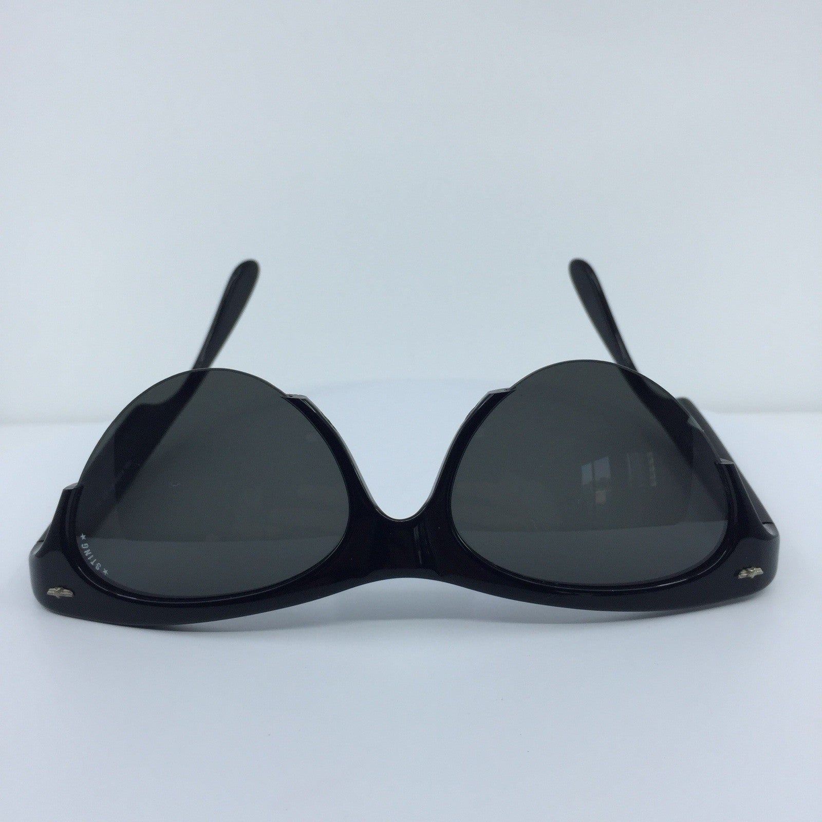 Vintage STING by Colors In Optics STING N. 504 Gold Sunglasses - Super Vision Optical