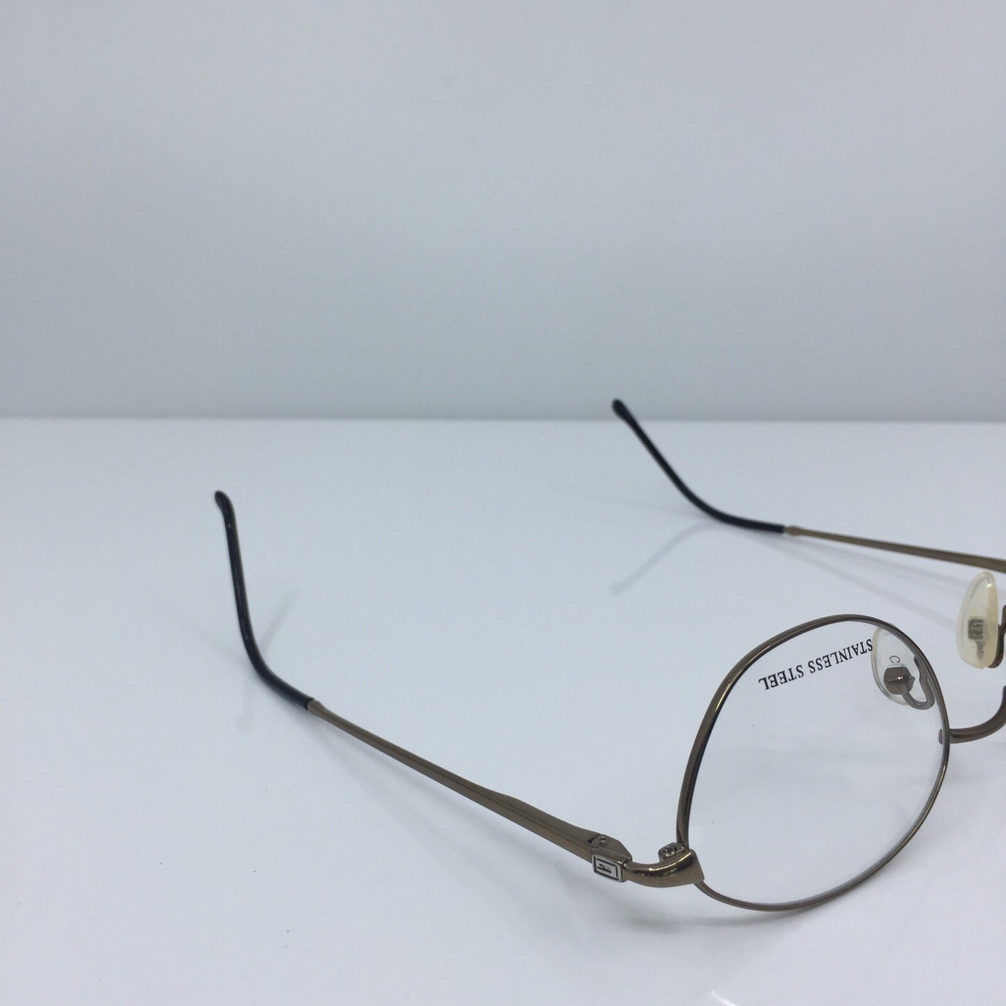 Vintage Gucci GG 2641 Gold Eyeglasses - Super Vision Optical
