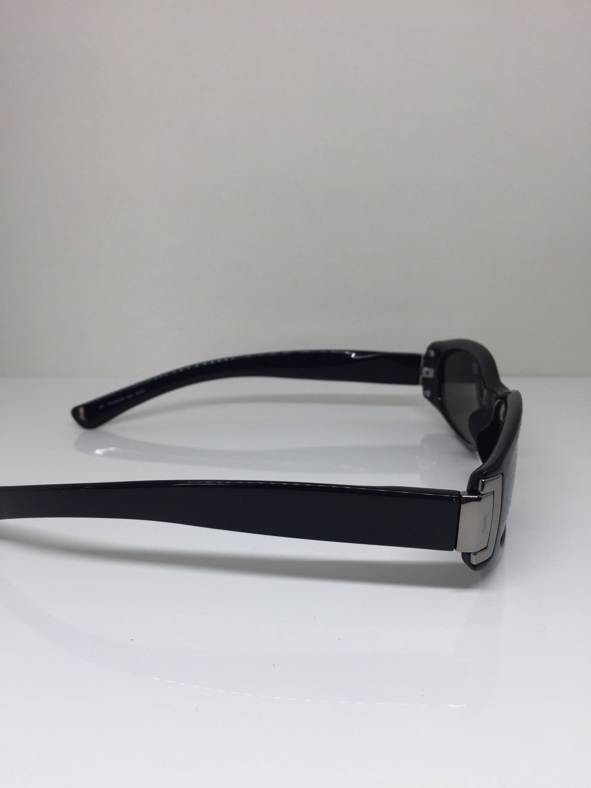 Vintage Yves Saint Laurent YSL 6004/S Black Sunglasses - Super Vision Optical