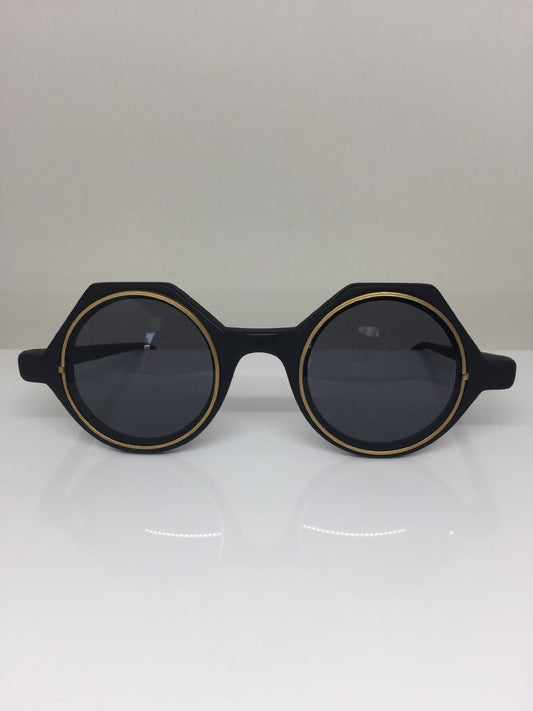 Vintage Ellen Tracy D12-98-4 Gold Sunglasses - Super Vision Optical