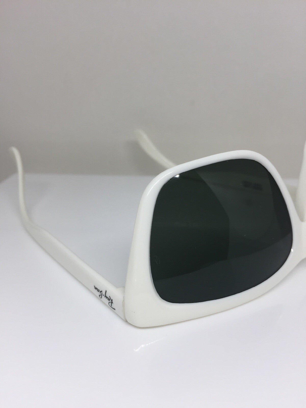 Vintage Ray-Ban CATS 3000 White Sunglasses - Super Vision Optical