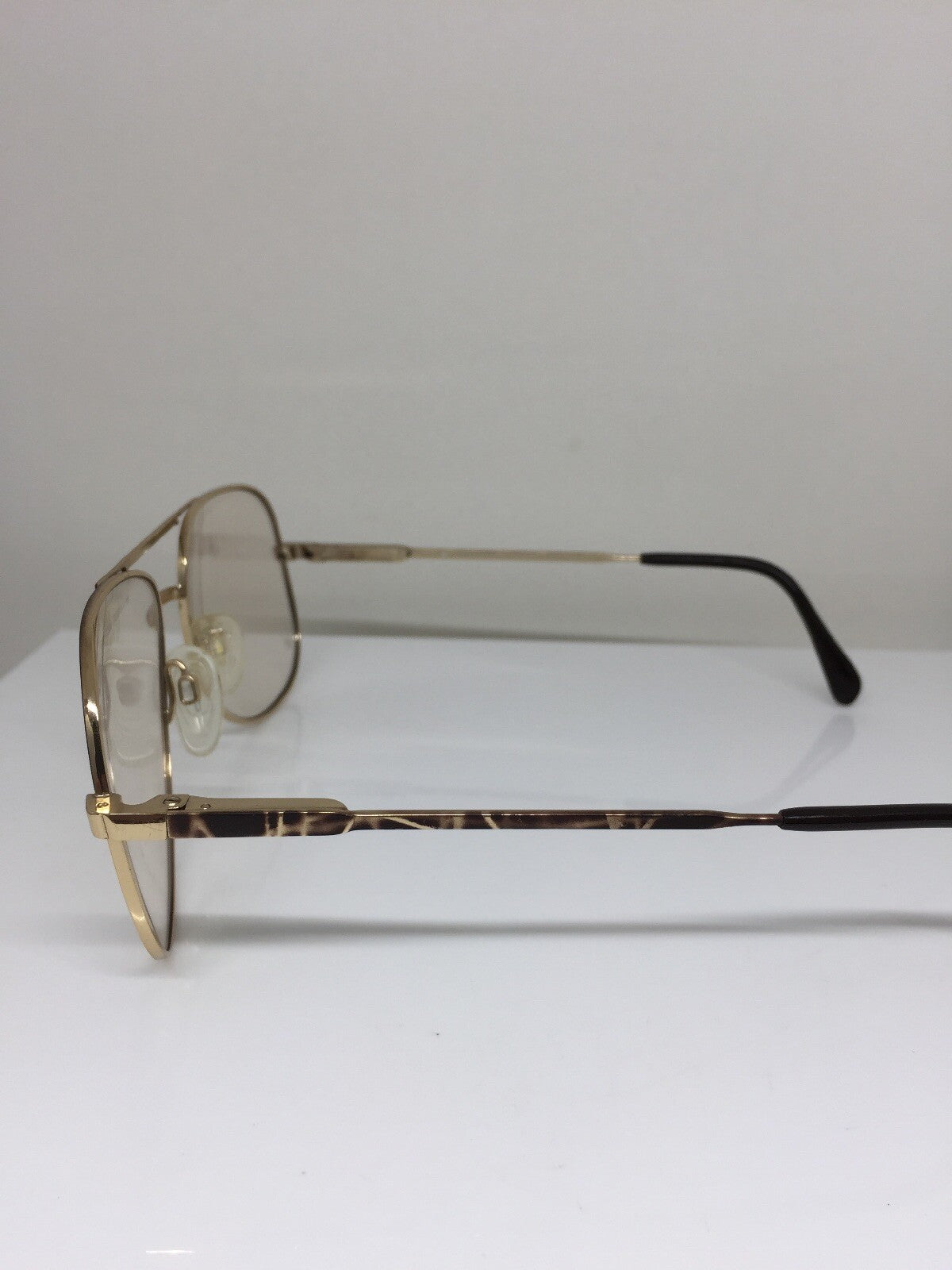 Vintage Neostyle OFFICE 8/929 Gold Sunglasses - Super Vision Optical