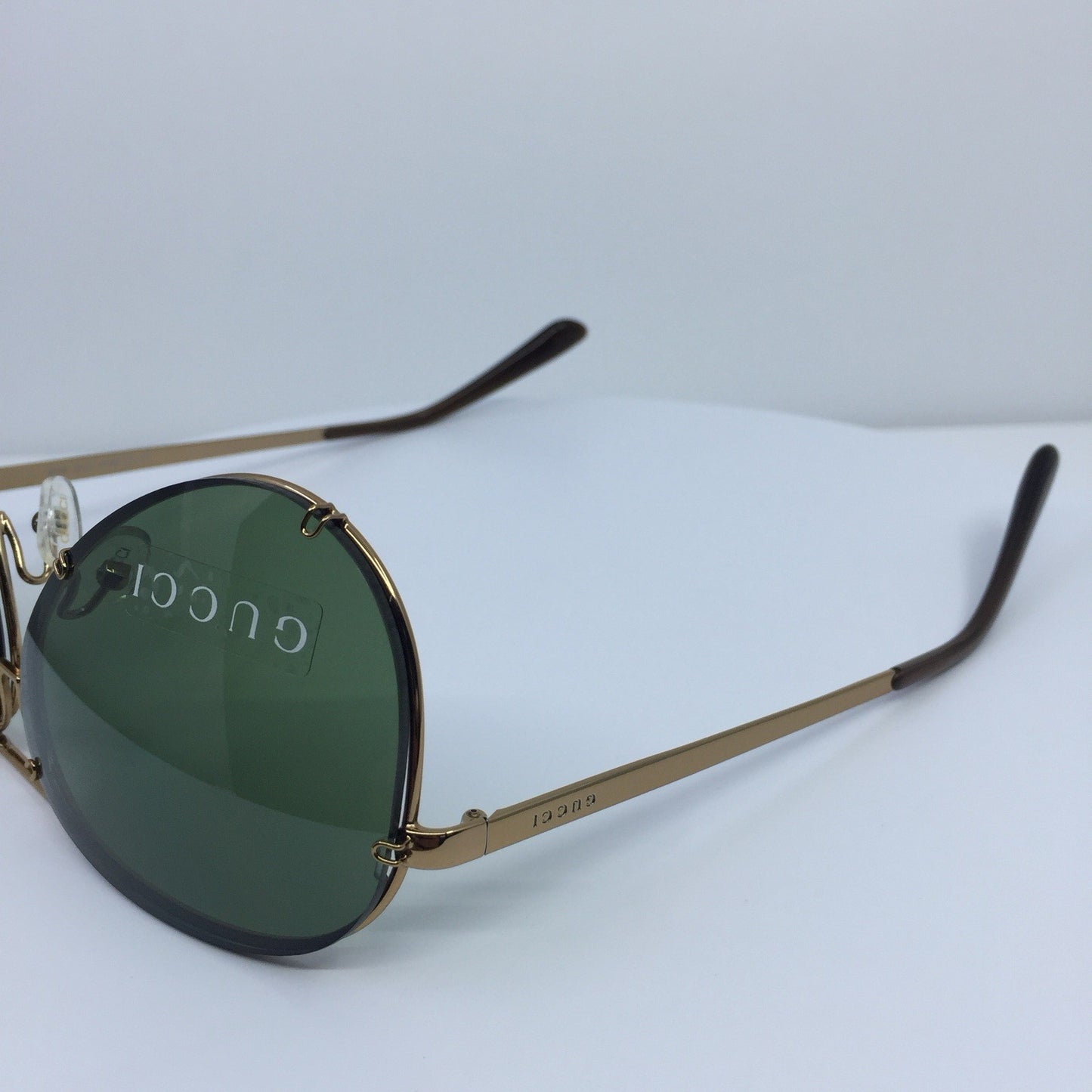Vintage Gucci GG 1687/S Gold Sunglasses - Super Vision Optical