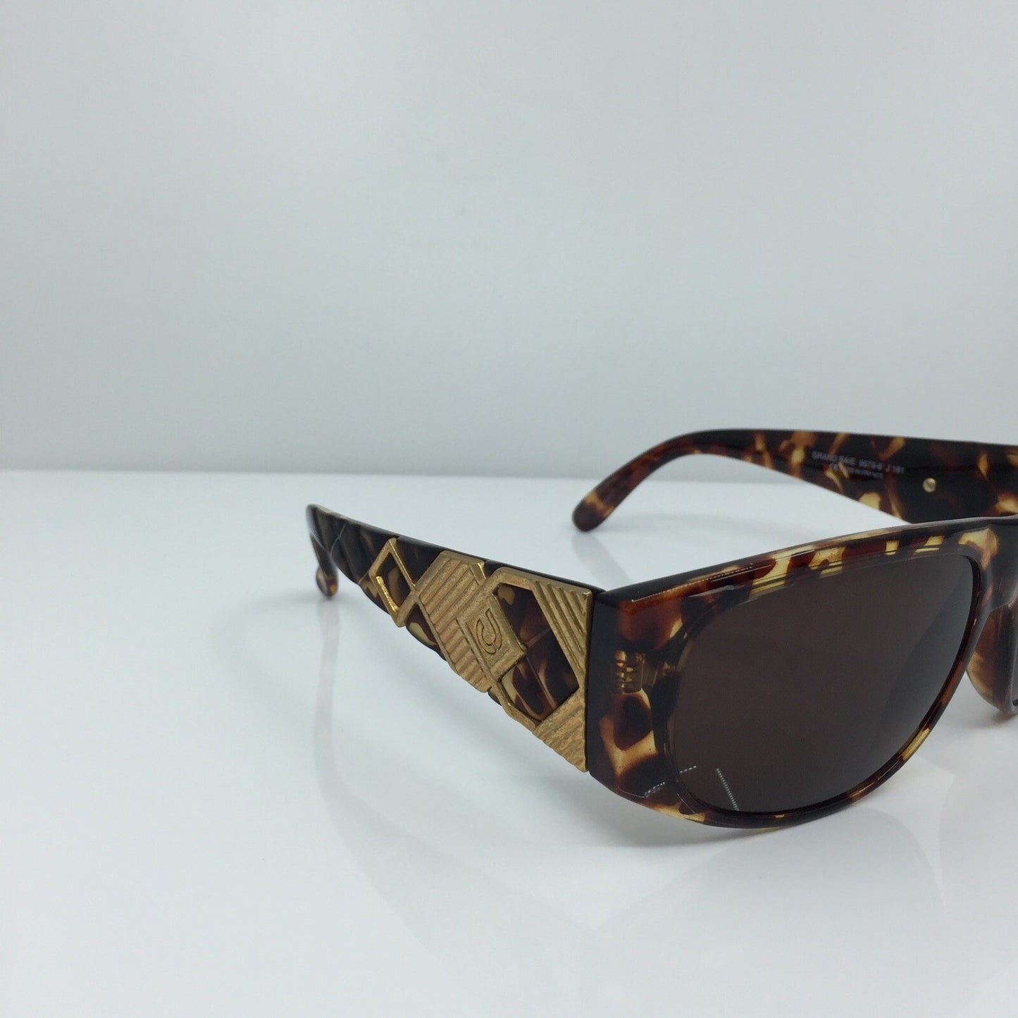 Vintage Charles Jourdan Charles Jourdan Grand Baie Tortoise Sunglasses - Super Vision Optical