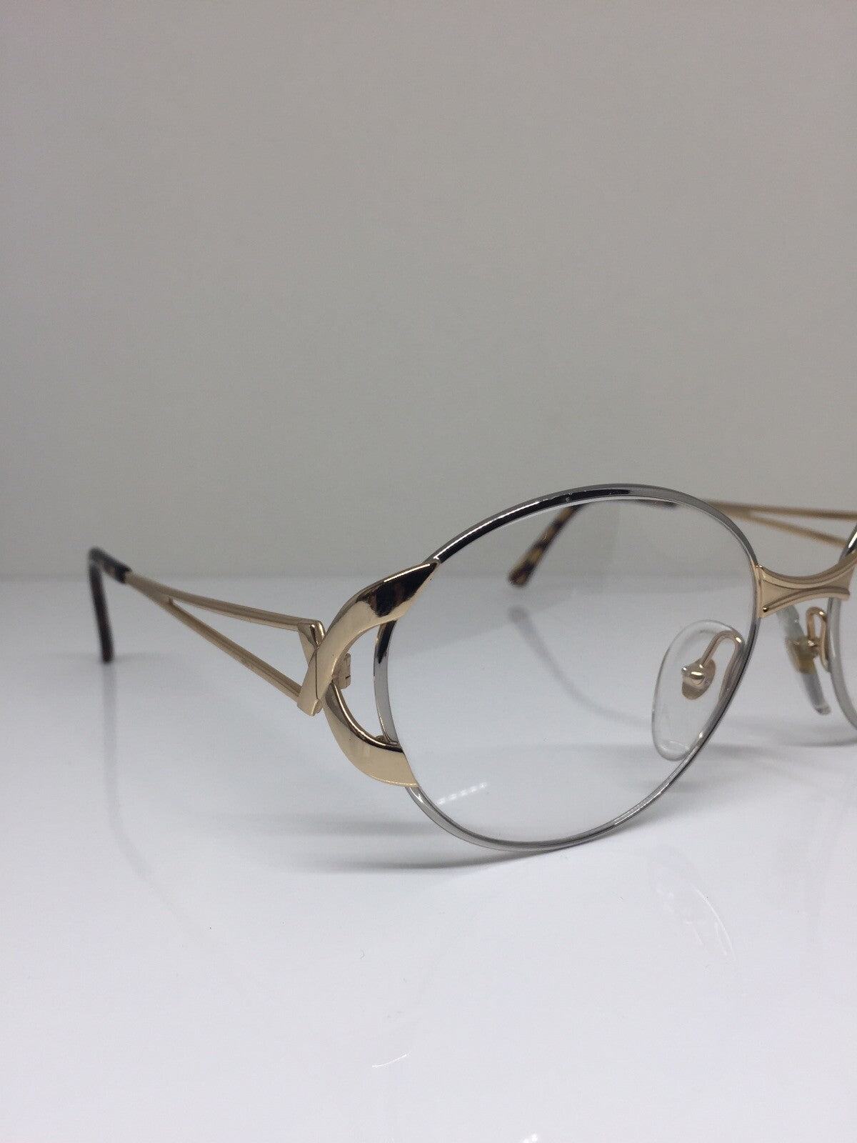Vintage Paloma Picasso PALOMA PICASSO 3825 Gold Sunglasses - Super Vision Optical