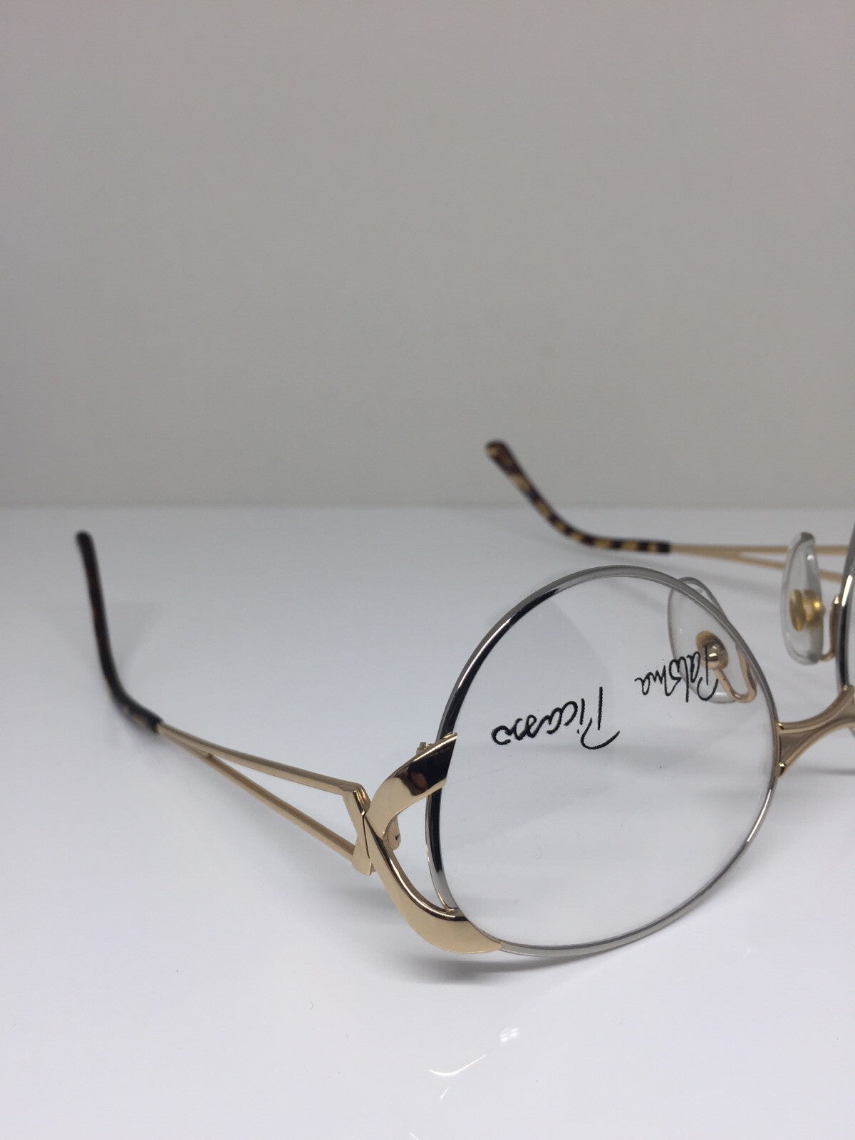 Vintage Paloma Picasso PALOMA PICASSO 3825 Gold Sunglasses - Super Vision Optical